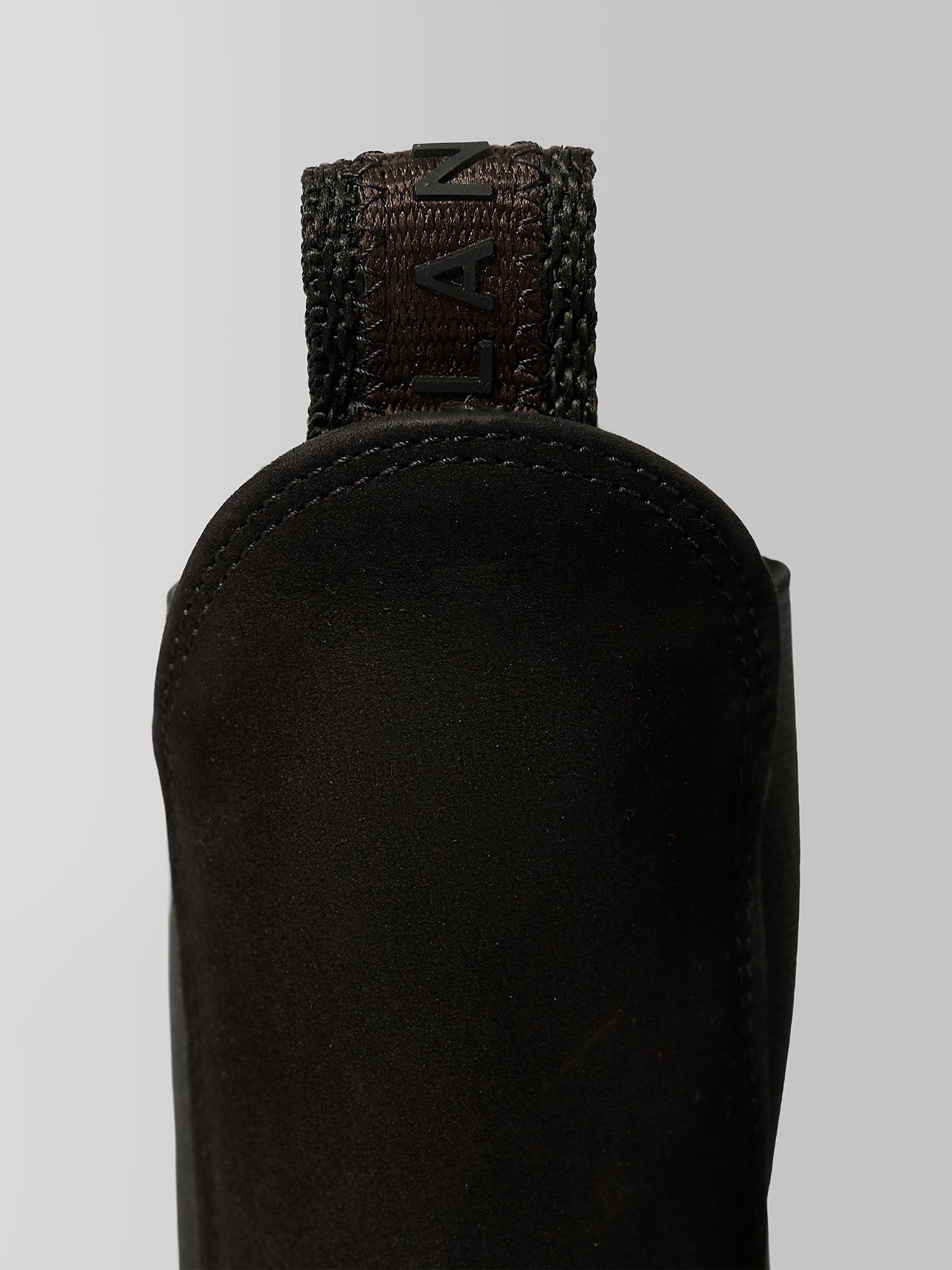 THE BALTIMORE WATER RESISTANT LEATHER BOOT BLACK