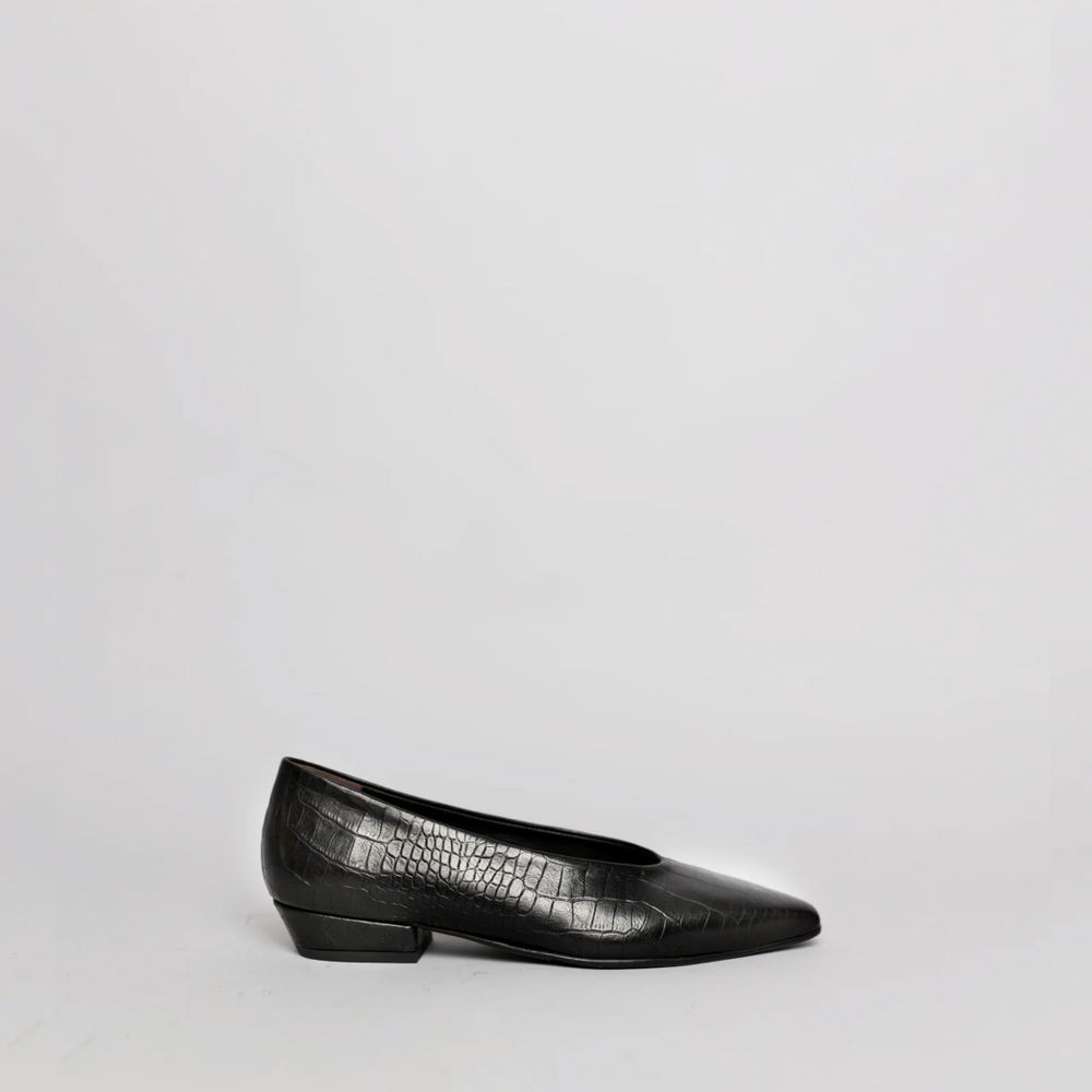 THE BRIDGET BLACK CROC