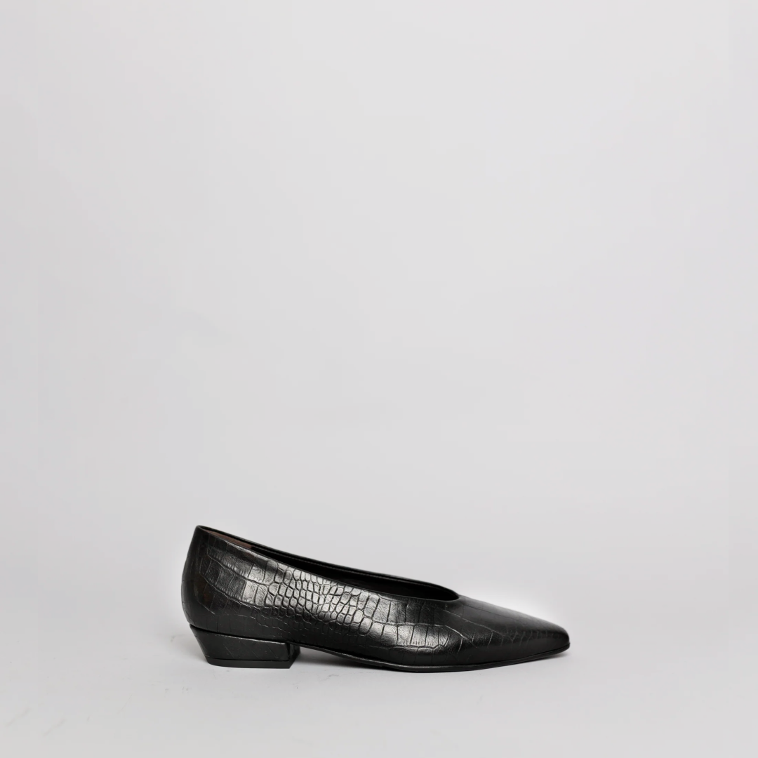 THE BRIDGET BLACK CROC