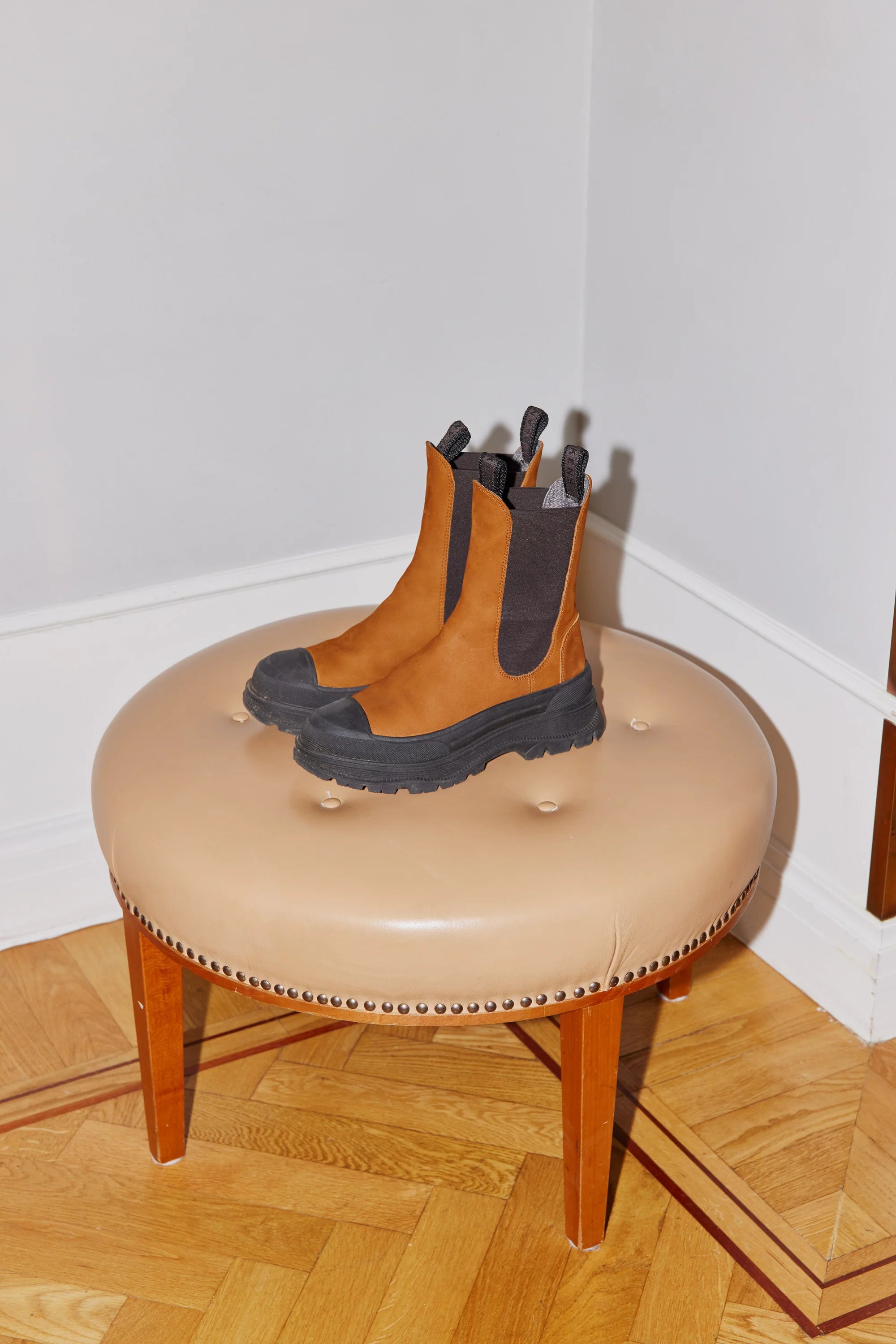 THE BALTIMORE WATER RESISTANT LEATHER BOOT CINNAMON