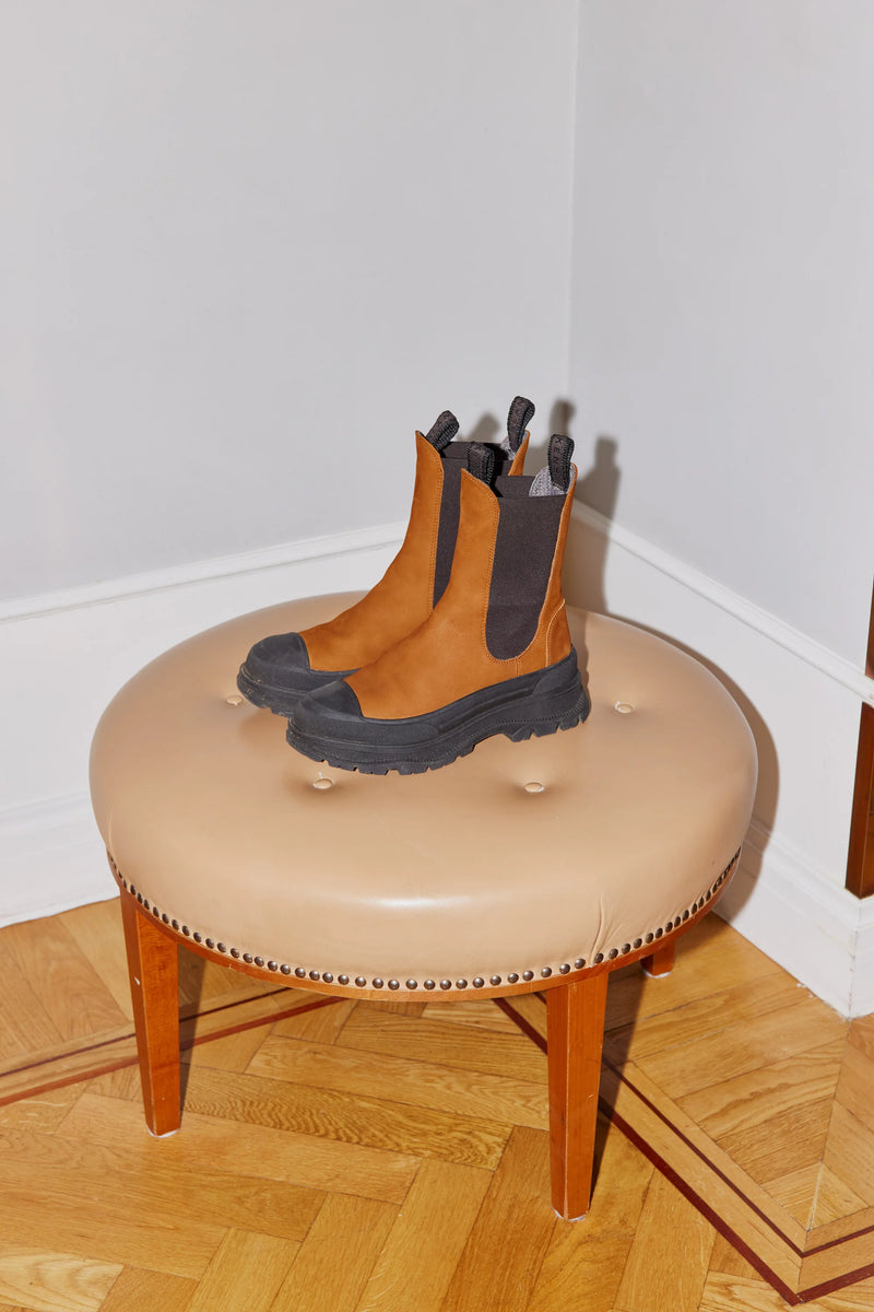 THE BALTIMORE WATER RESISTANT LEATHER BOOT CINNAMON