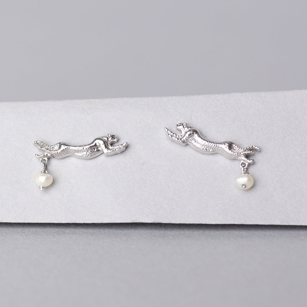 Blankens The Cheetah Silver and Pearl Earrings