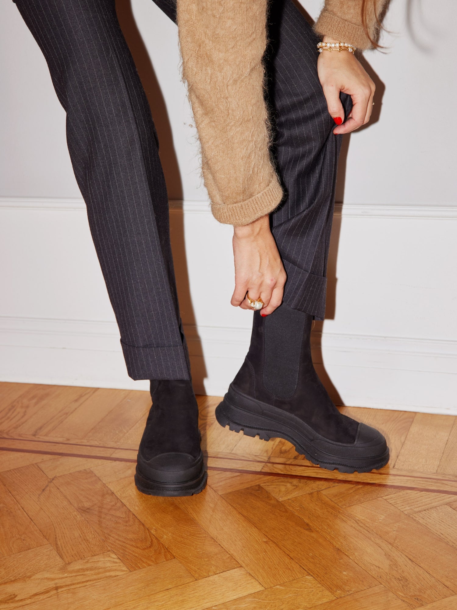 THE BALTIMORE WATER RESISTANT LEATHER BOOT BLACK