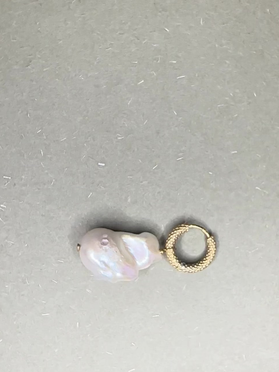 Blankens Single Gold Pearl Earring and Pendant