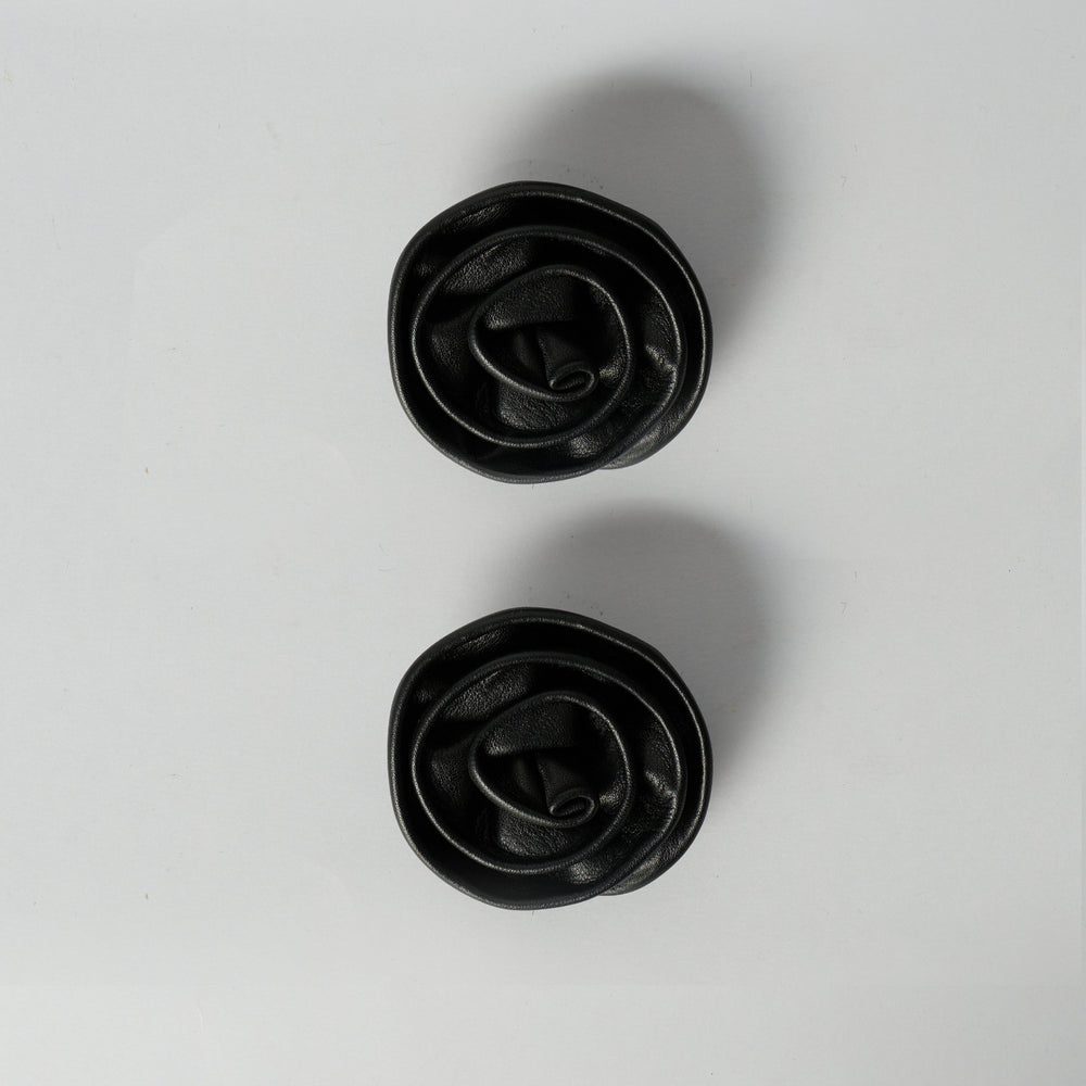 Blankens Black Clip-On Rose
